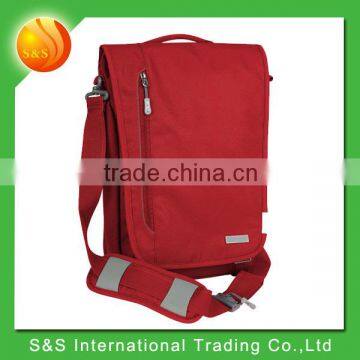 Laptop Shoulder Bag with Integrated Tablet Sleeve