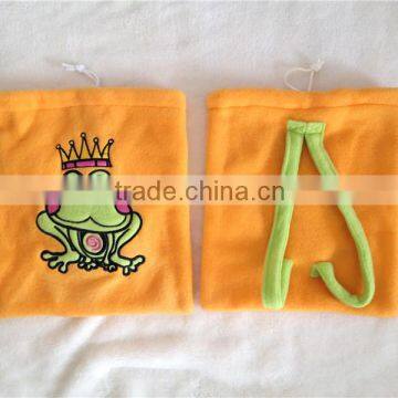 High quality embroidered cute children's micro fleece blanket with backpack 75x100cm