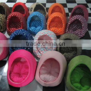 Pet shoe shape sleeping nest in many different styles,cat sleeping nest