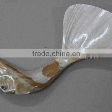 Shell and Mother of Pearl Cake Slice, 18cm