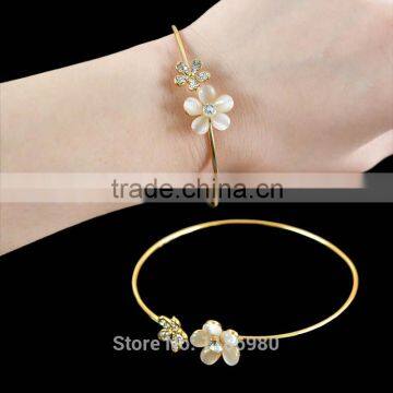 Fashion Women Bracelet Flower Crystal Gold Plated Cuff Bangle Charm Jewelry Gift