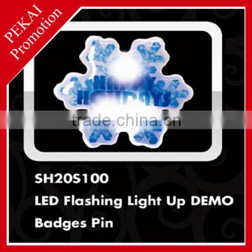 Snow shape high quality light up plastic badge pin