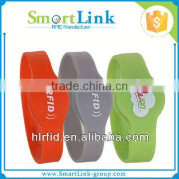 Cheap RFID Contactless Smart Silicone Wristband,13.56 MHz S50 1K Chip Bracelet,customzied Logo Printing photo-6