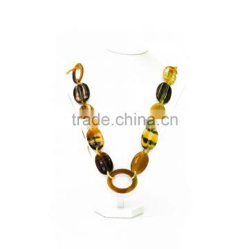 Horn Necklace 100% Handmade, Natural Colour and Fashionable Design, Available in Vietnam photo-2