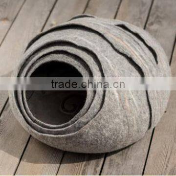 Felted Wool Cat Cave photo-4