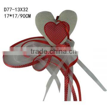 Nonwoven heart craft with ribbons