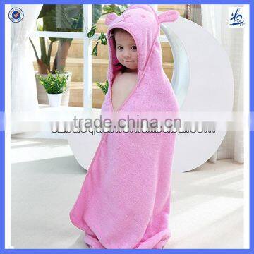 Fashion design lovely cartoon 100% cotton hooded baby towel wholesale