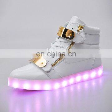 Wholesale footwear New design Ladies light shoes Men women dancing shoes luminous high cut LED shoes sneakers