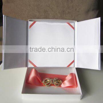 Guanghzhou Wholesale Wedding Invitations Silk Boxes With Buckle photo-3