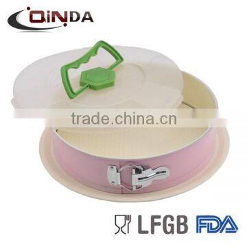 carbon steel spring form with silicone lid