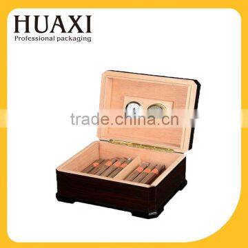 custom cigar boxes, luxury cigar humidor, wooden cigar case