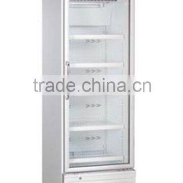 Vertical glass cooler