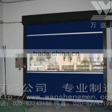 Clean room rolling door