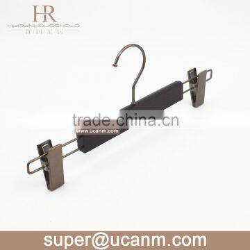 HRW-UT36GV Hot Sale Black Ashtree Wood Pant Hanger Wholesale photo-2