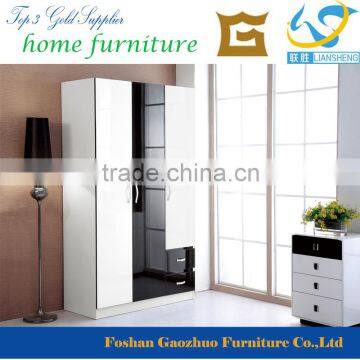 Popular High gloss UV Painted Modern Design Bedroom Furniture three door closet, wooden cloth wardrobe