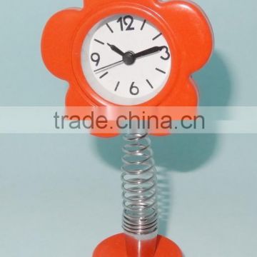 2014 Office desktop decorations business cheap plastic table clock with bounce function