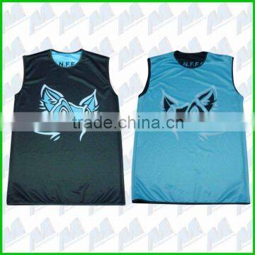 Sleeveless reversible footy training trunk top