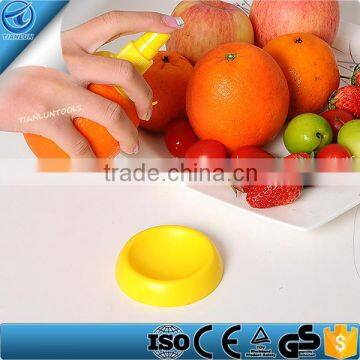 Home Kitchen Gadgets Lemon Squeezer Sprayer,Citrus Mist Orange Extractor Sprayer,Plastic Handheld Citrus Juice Sprayer Factory