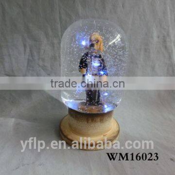 2016 Hot Sales Special Shaped Animal Portrait Snow Globe With LED Light photo-2