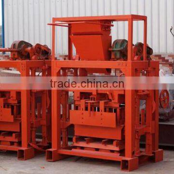 Low price semi automatic QT40C-1 concrete block manufacturing equipment