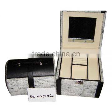 Small Portable Travel Jewelery Box With Ring Holder And Mirror