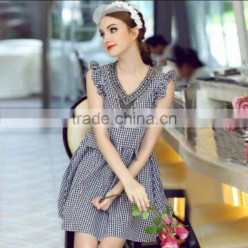 new fashion summer V neck beaded sleeveless white and black plaid printing short casual dress