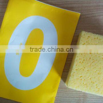 Cute Light and Easycarrying Hotel Amenity Travel Kit photo-6
