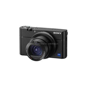 DSC-Rx100 V Digital Camera (DSC-RX100 V)