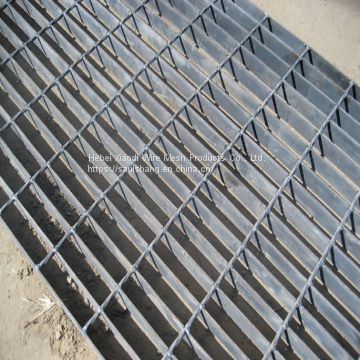 Heavy Duty Gratings commonly used on bridge-building