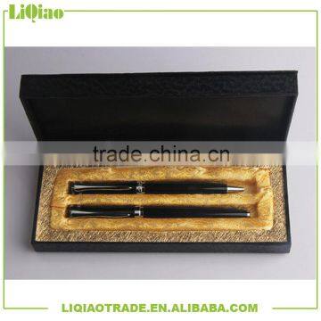 Luxury pen gift box with ball pen and roller pen pair suitable for promotion