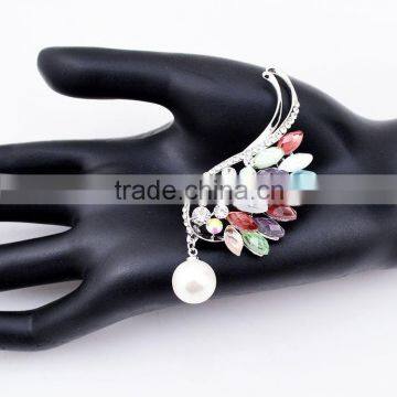 Custom Fancy Gold/Silver Crystal Brooch Wing Pearl Brooch Pin photo-5
