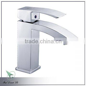 square brass sink mixer M3303