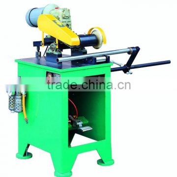 Disc cutting machine