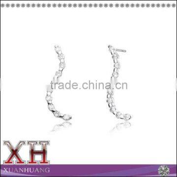 New Collection Sterlng Silver Clear Cubic Zirconia Curve Earrings