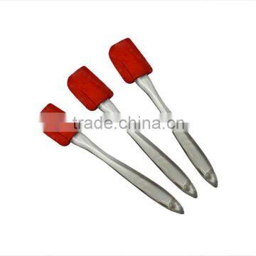 Silicone scraper with PP handle