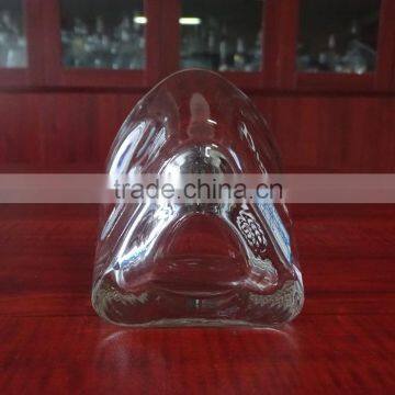 9oz Unique Handblown Triangle Shaped Glass Whisky Cup photo-3