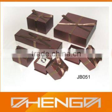 Hot Sale Customized Made-in-China Paper Ribbon Jewelry Box