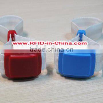 Hot Selling RFID Custom Design Wristbands With LED photo-2