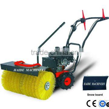 Gasoline Power Broom Sweeper with 60cm working width