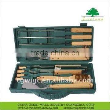 2012 BBQ TOOLS WITH PLASTIC CASE