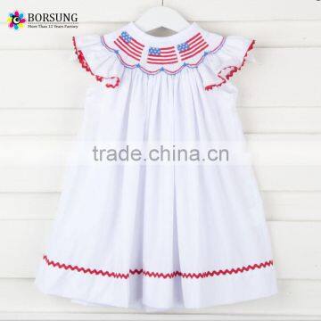 2017 White Summer baby short sleeve Stars and Stripes smocked Dress children frocks designs for kids clothing