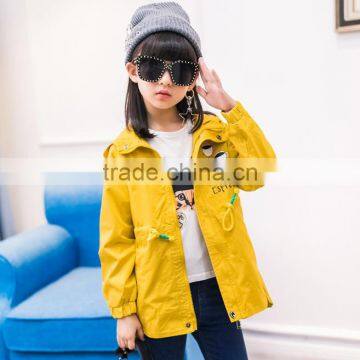 Zm40642b New Arrival Children Coat Wholesale Price Warm Long Wave Design Girls Wind Coat photo-4