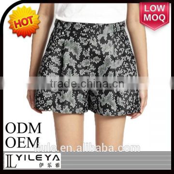 2015 latest summer casual retro pattern printed shorts women