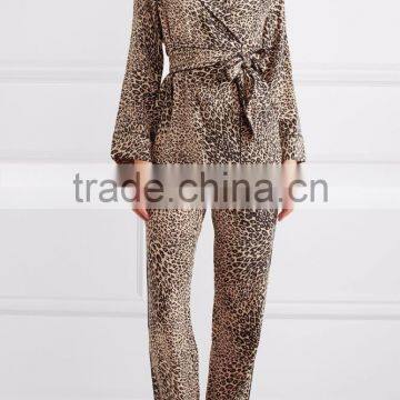 Slim Fitted Casual Leopard Pajamas Modern Print Onesie Sleepwear for Ladies photo-2