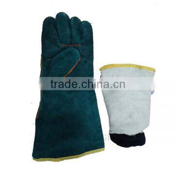 Factory price welders' protective gloves