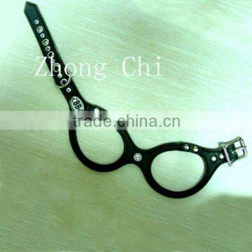 Special style cool glasses shape dark leather collar for your favorite pet