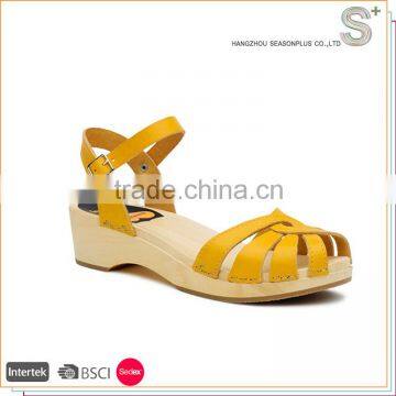 High Quality New Style women leather sandals