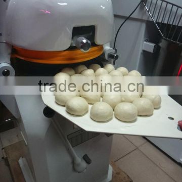 Bread manual dough divider and rounder machine