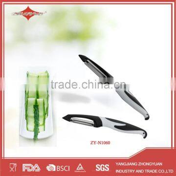 High quality stainless steel vegetable peeler with penguin shape handle