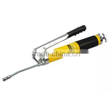 Double pressure lever manual grease gun